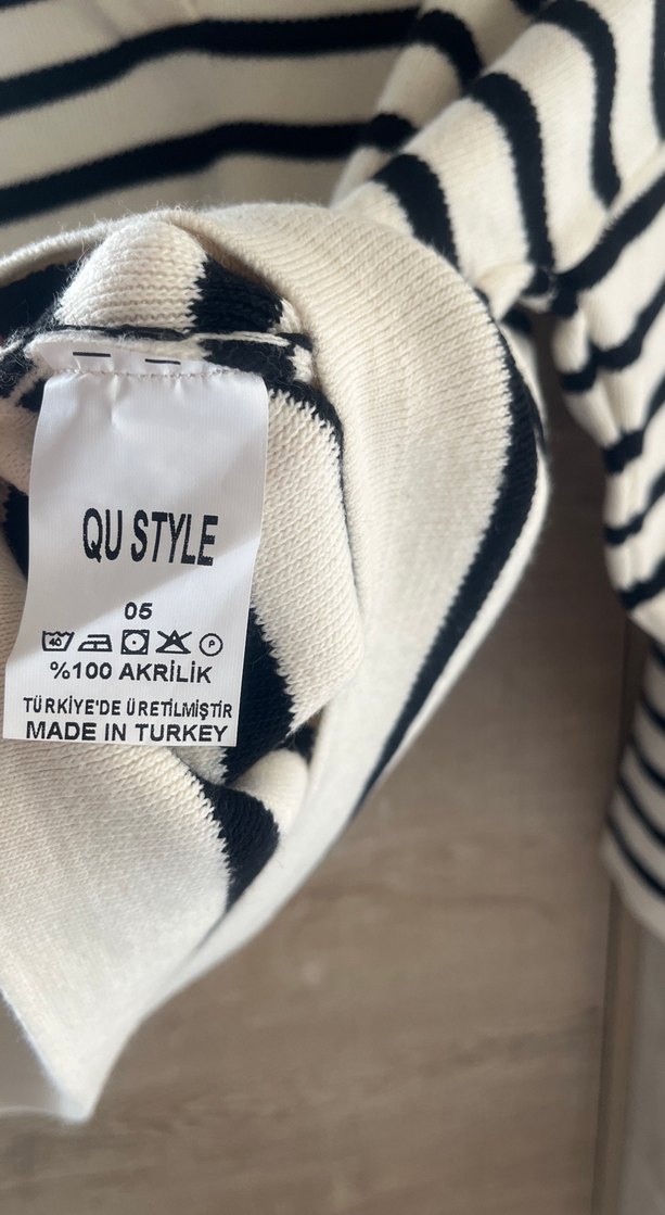 Çizgili, V Yaka, Pamuklu Kadın Kazak - Görsel 5