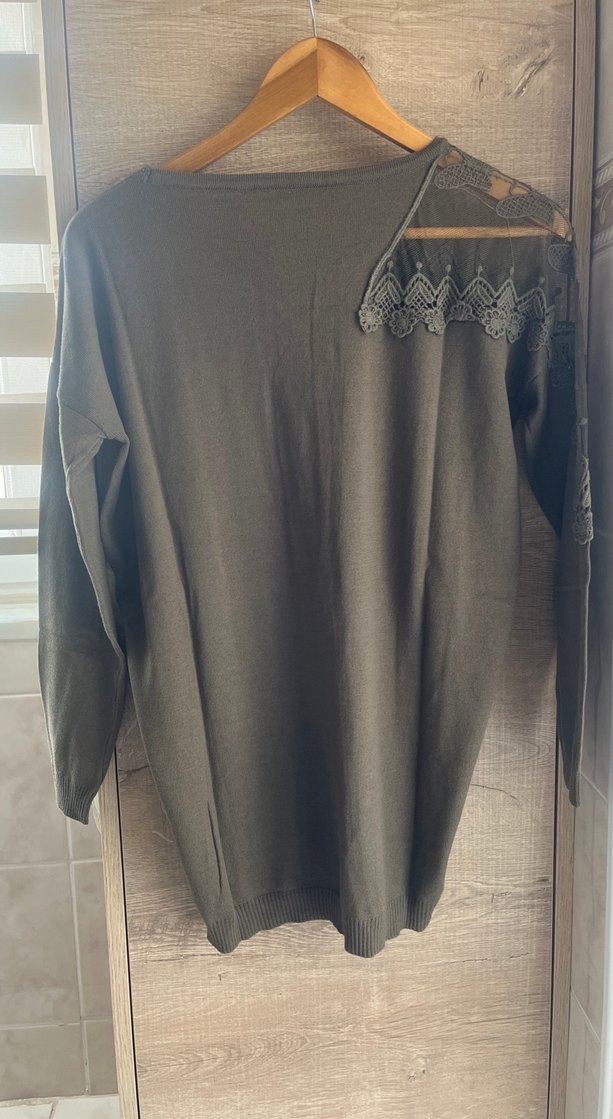 Uzun Kollu Dantel Detaylı Kadın Kazak - Görsel 4