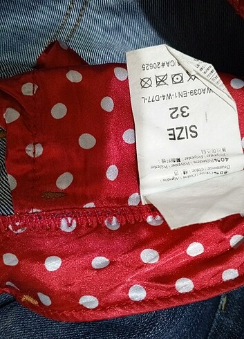 32 Beden mavi Renk Guess