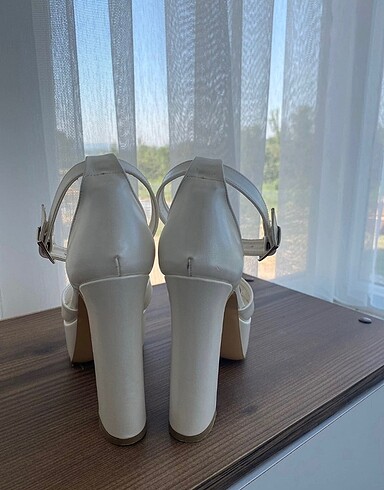 37 Beden beyaz Renk 37 Numara 13 cm Beyaz Gelin Ayakkabısı