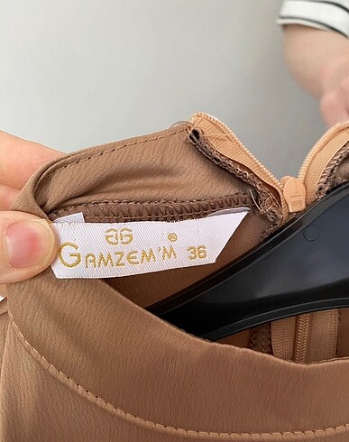 36 Beden altın Renk Gold Saten Elbise
