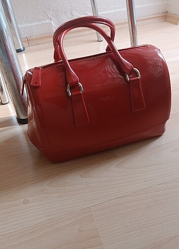 Furla #KADİN#ÇANTA#EL#ÇANTASI#KOL#ÇANTASI#ÇAPRAZ#ÇANTA#ASKİLİ#CANTA#V