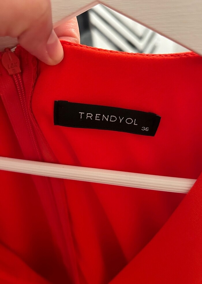 Turuncu elbise - Görsel 4