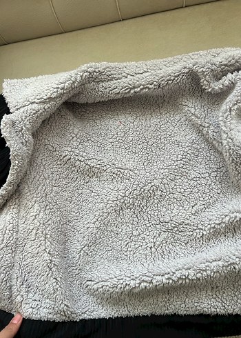 Siyah Kürklü Kadın Midi Kaban - Görsel 3