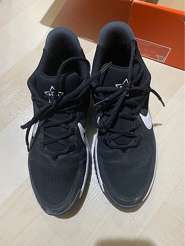 Nike Spor Ayakkabısı