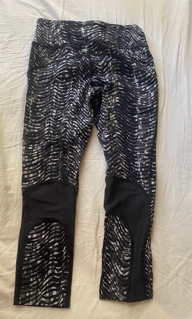 Zebra Desenli Fermuarlı Siyah Spor Tayt - Görsel 4