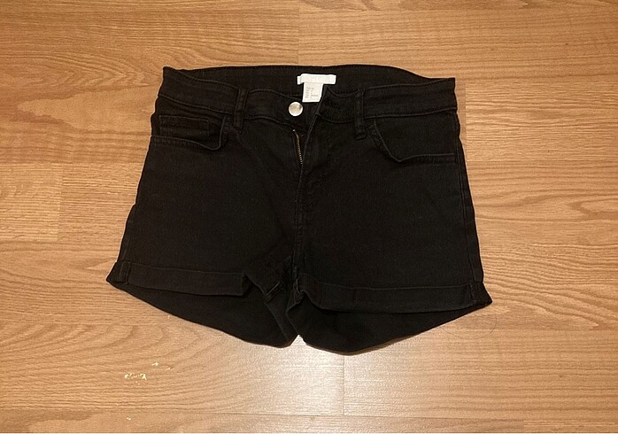 H&M şort