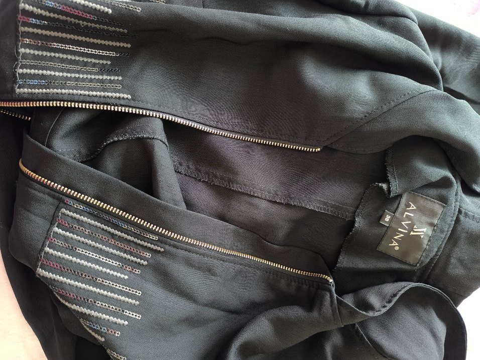 Alvina siyah pardesü kapşonlu - Görsel 2