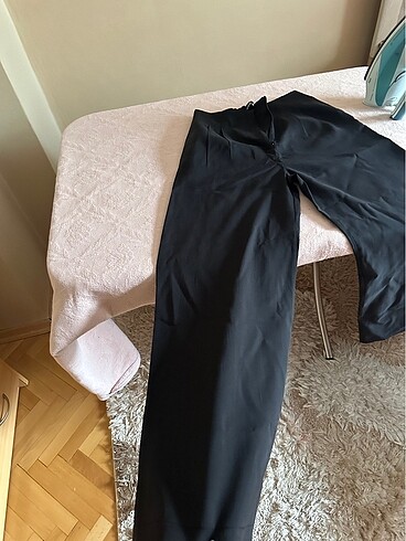 m Beden siyah Renk Zara yazlık pantolon