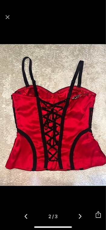BebePlus goth kırmızı saten dantelli bağcıklı büstiyer