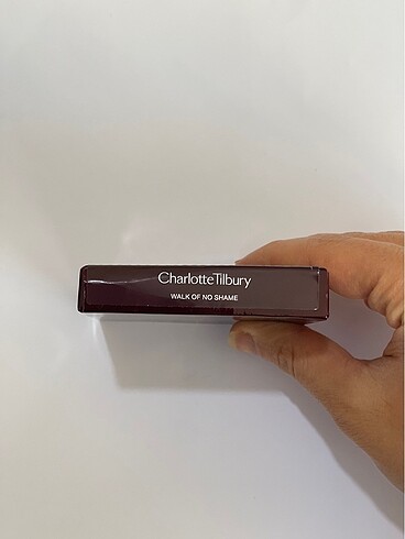 Diğer Charlotte tilbury allık