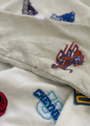 m Beden beyaz Renk Vintage Tarz Düğmeli Baskılı Gri Bomber Ceket.Unisex