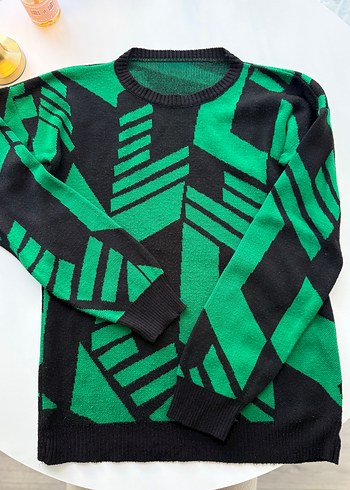 Siyah-Yeşil zigzag çizgili kazak. - Görsel 3