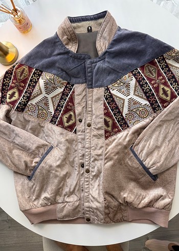 Düğmeli etnik desenli süet erkek ceket - Görsel 3