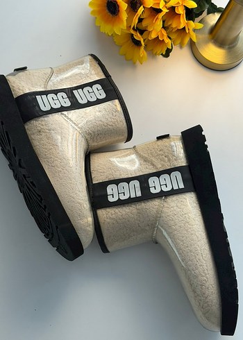 UGG-Bej Yılan Desenli Tüylü Kadın Botu - Görsel 5