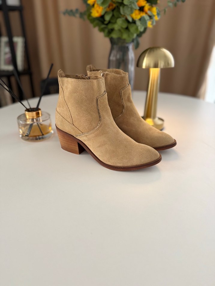 Bej Süet Kadın Topuklu Bot - Görsel 2