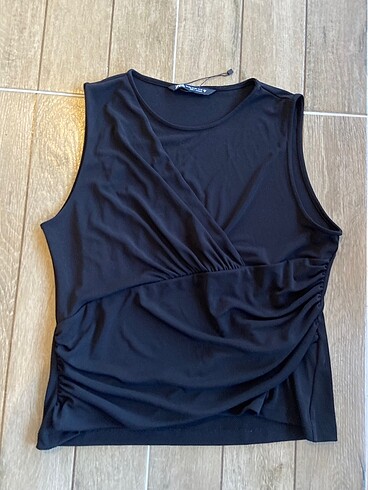 XXl ama L ve XL gibi zara üst