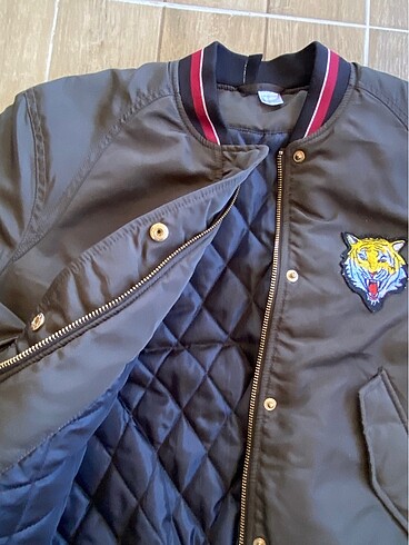 l Beden HM bomber