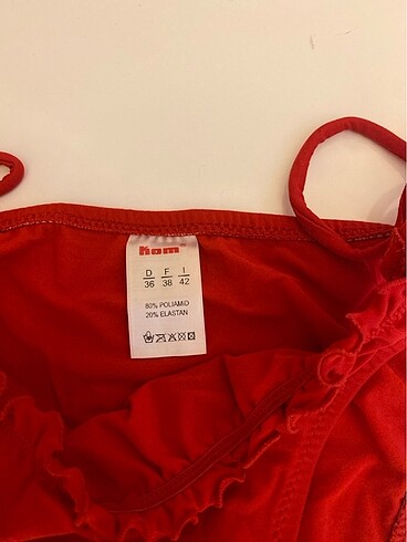 Kom Bikini altı
