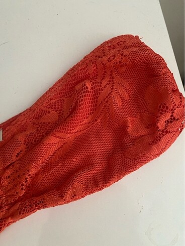 26 Beden Bikini üstü