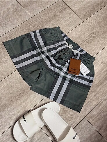 BURBERRY MAYO PREMİUM ÜRÜN - Görsel 2