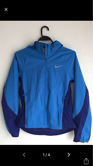 Nike yağmurluk 