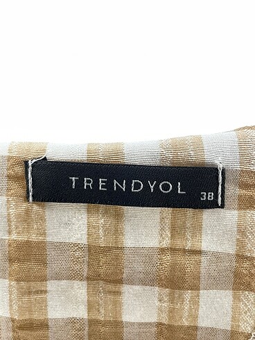 38 Beden çeşitli Renk Trendyol & Milla Bluz %70 İndirimli.
