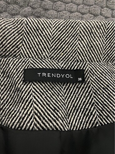 Trendyol & Milla Bir kere giyildi