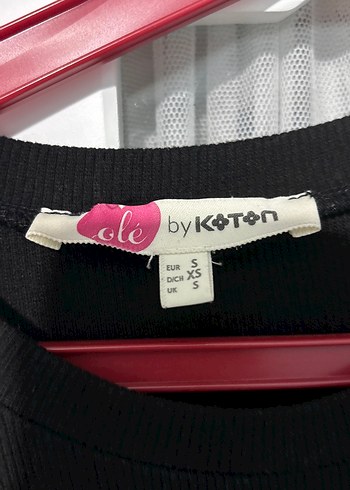 Koton Siyah Kısa Kollu Midi Triko Elbise