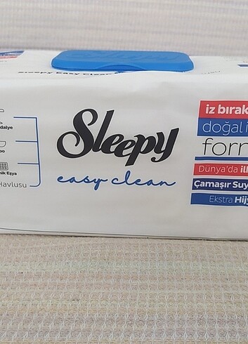 SLEEPY YÜZEY TEMİZLİK HAVLUSU (1 Paket)