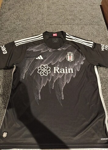 Beşiktaş 23-24 sezonu orjinal deplasman forması 
