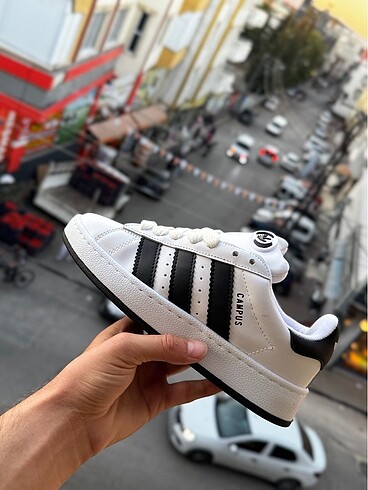 Adidas Campüs
