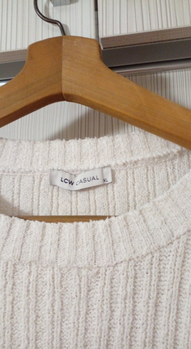 Beyaz Örgü Kadın Kazak - Görsel 4