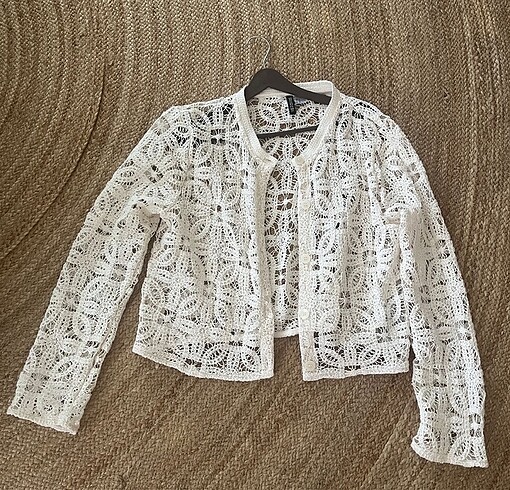 xl Beden ten rengi Renk H&M tığ işi hırka