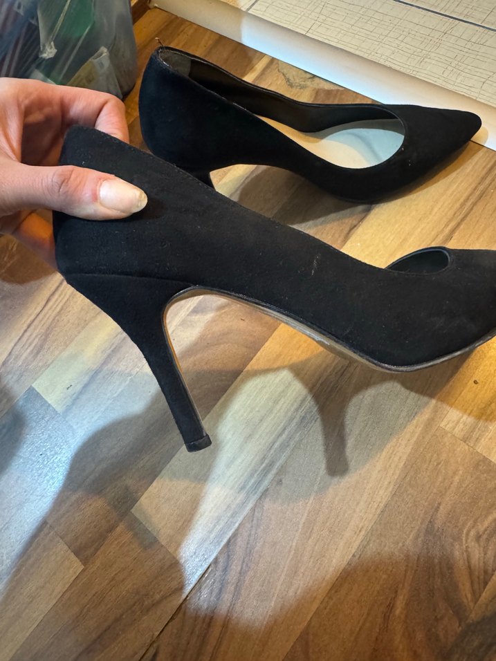 Siyah Süet Stiletto Topuklu Kadın Ayakkabı - Görsel 4