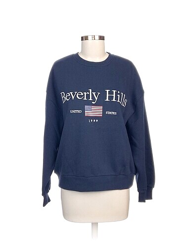 Stradivarius Sweatshirt %70 İndirimli.