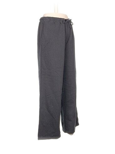 H&M H&M Eşofman Altı %70 İndirimli.