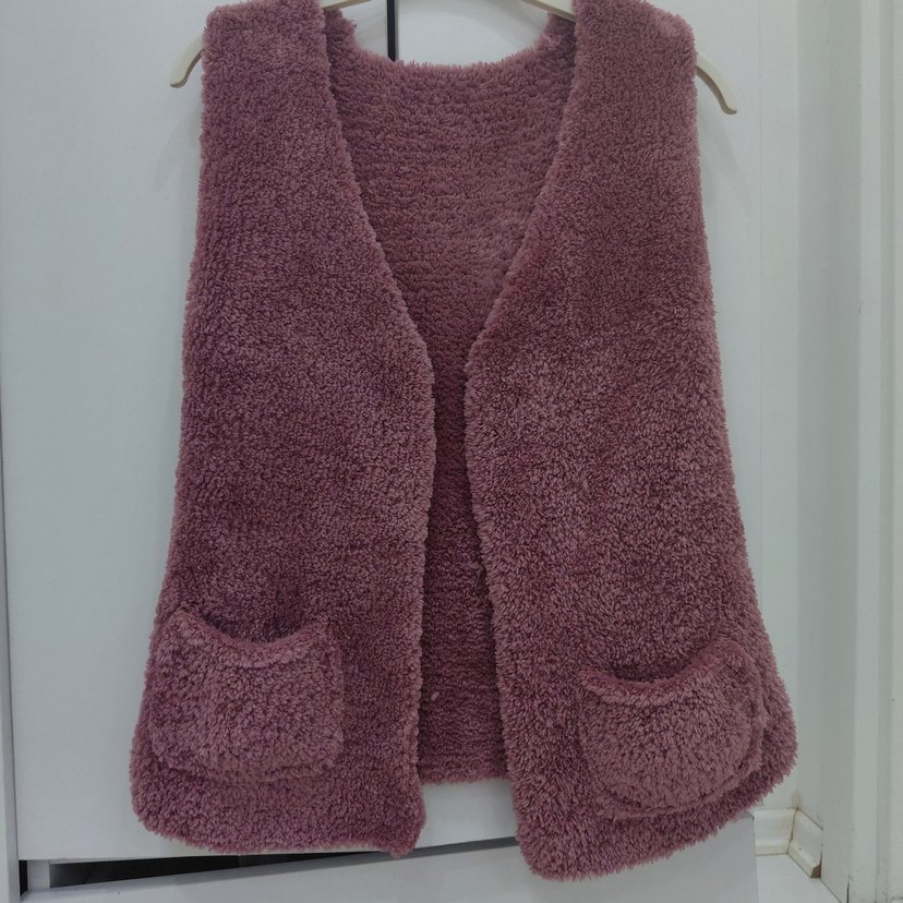 Pembe Kadın Peluş Yelek V Yakalı - Görsel 2