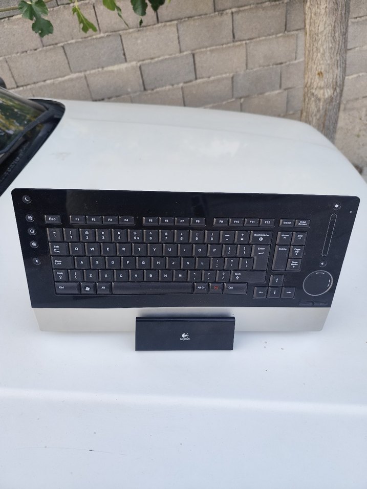 Logitech Kablosuz bluetooth'lu klavye - Görsel 2