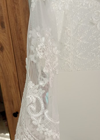 Dantel Detaylı Beyaz Balık Abiye - Görsel 4