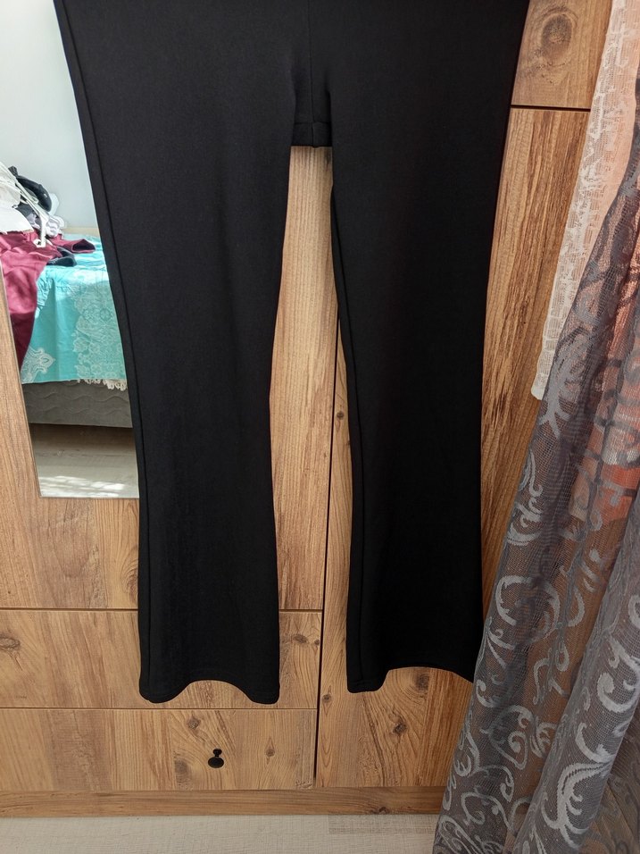 Siyah V Yakalı Hamile Tulum - Görsel 2