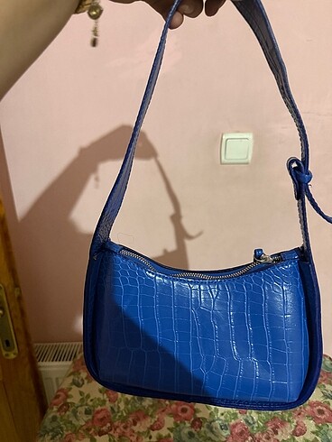 Saks mavisi kol çantası
