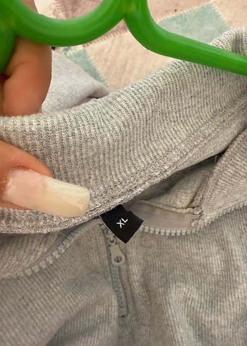 Trendyol & Milla Gri Yarım Fermuarlı Kadın Sweatshirt