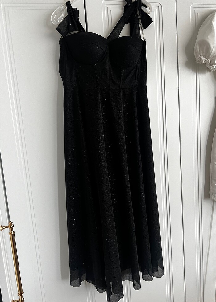 Siyah simli midi boy elbise - Görsel 2