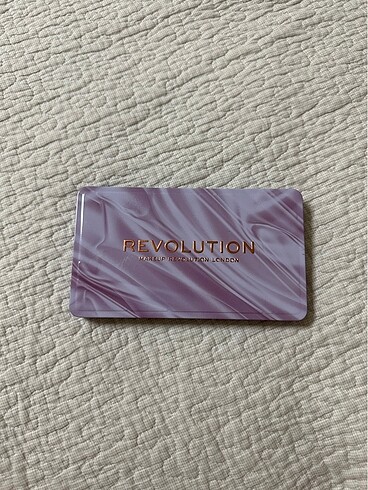 Revolution Revolution Forever Flawless Nude Silk Far Paleti