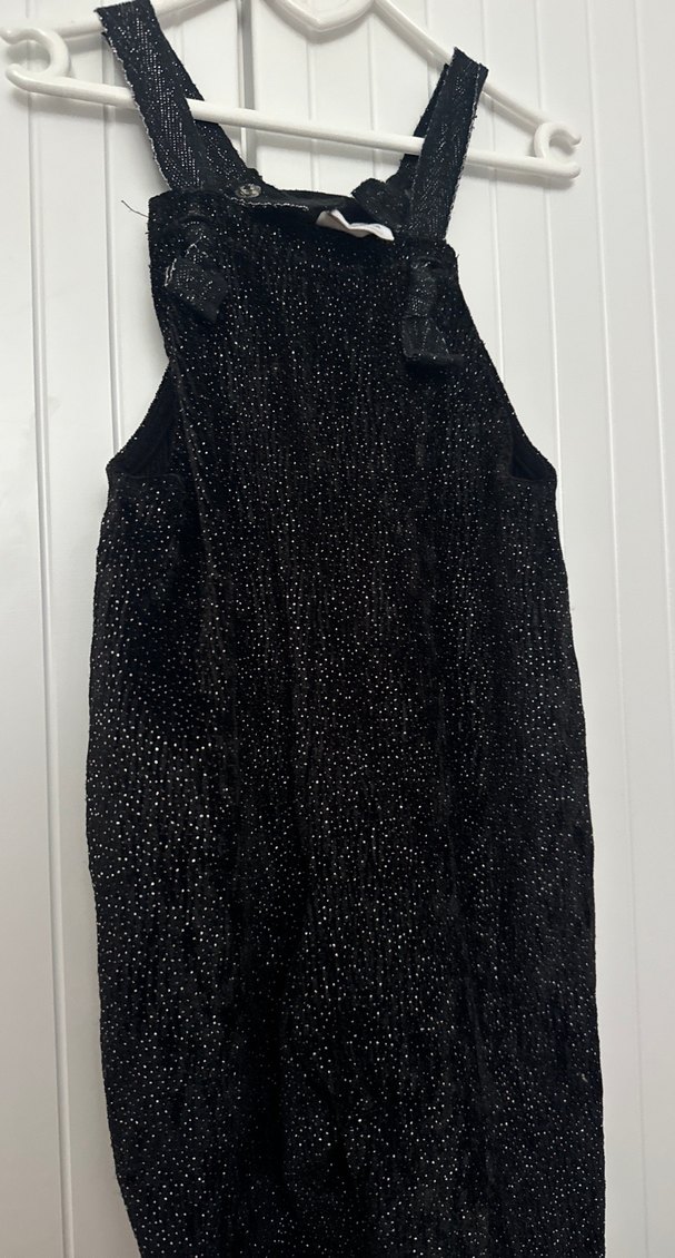 Kız Çocuk Siyah Bol Kesim Askılı Tulum - Görsel 3