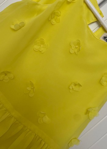 H&M HM Sarı Kolsuz Nakışlı Kız Bluzu