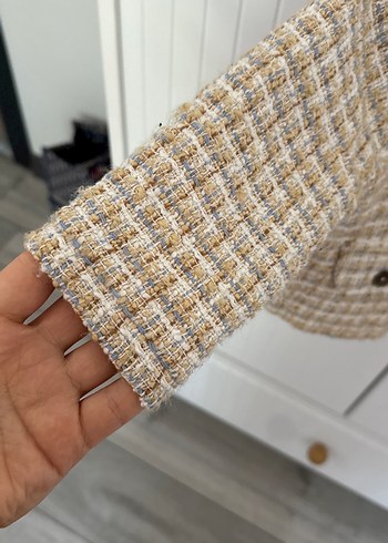 Kız Çocuk Bej Düğmeli Tüvit Ceket - Görsel 4