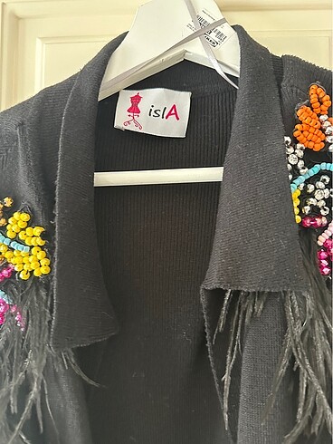 universal Beden İssla butik el işlemesi hırka