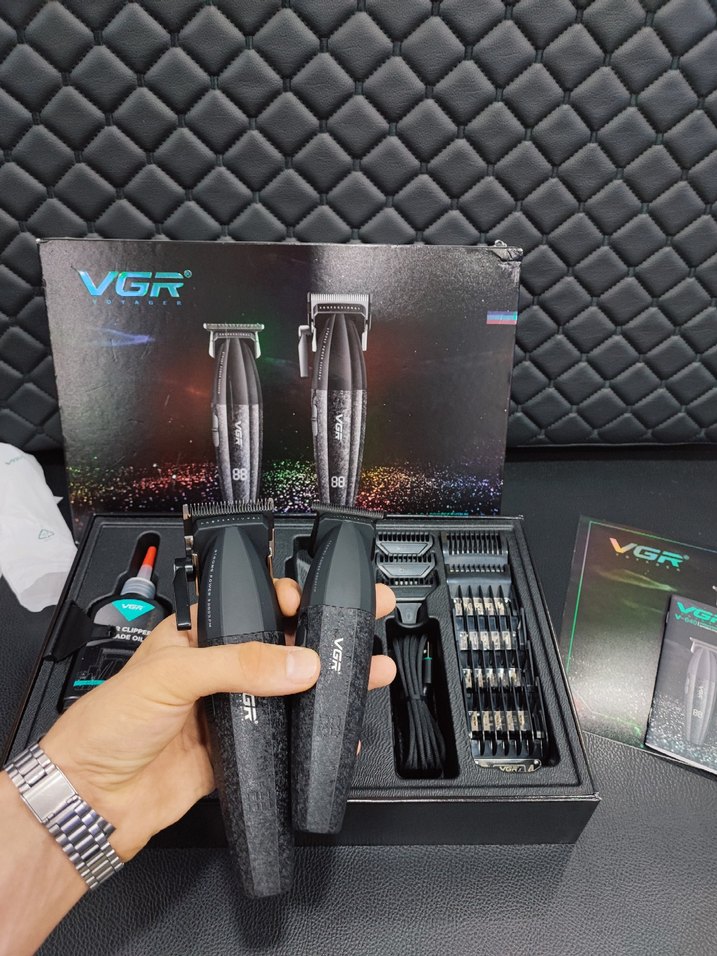 VGR v-640 Siyah Profesyonel Saç ve Sakal Kesme Seti - Görsel 4